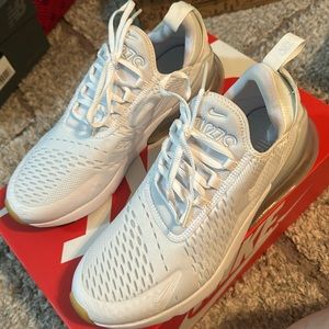 Nike Men’s Air Max 270